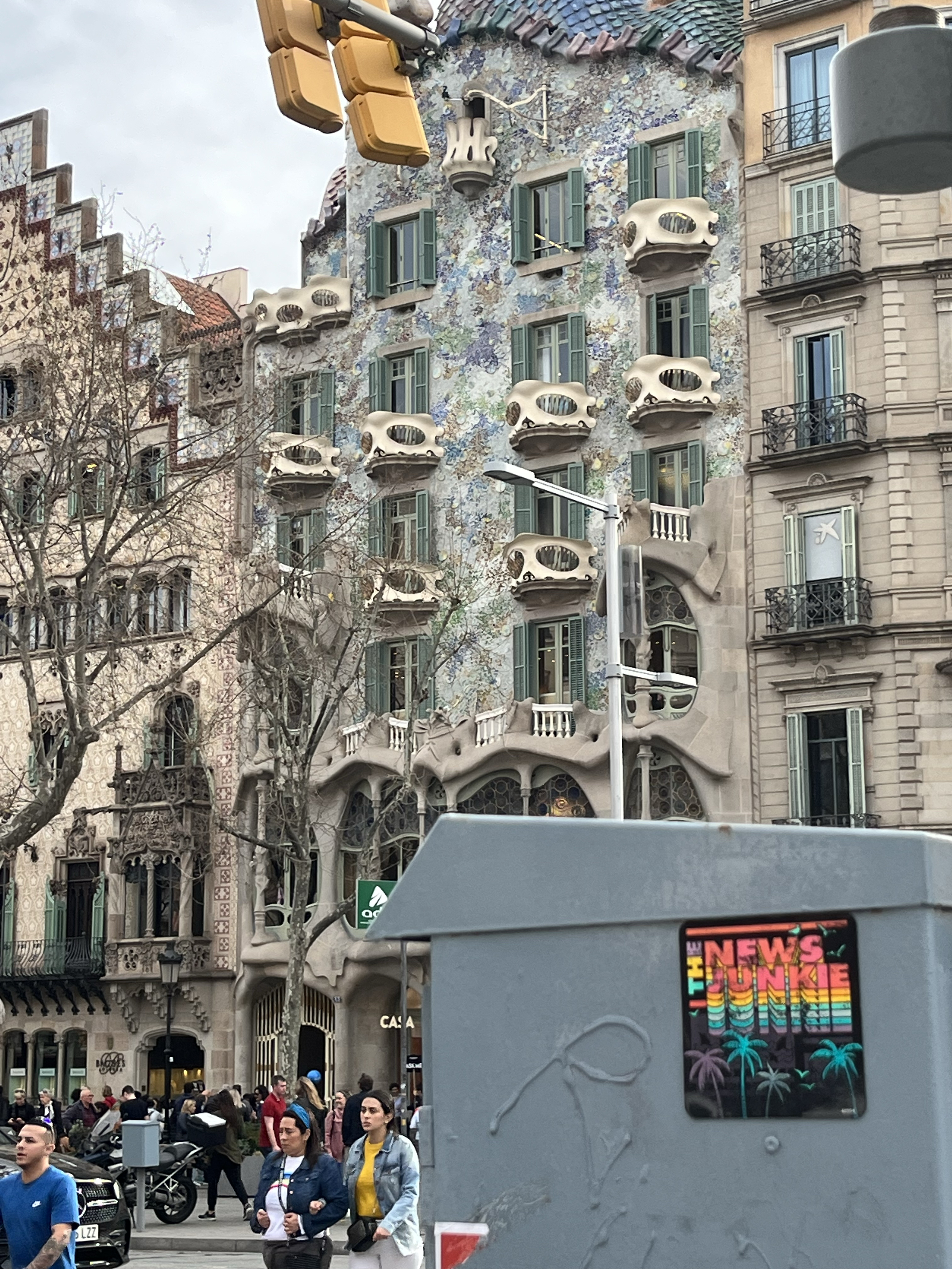 TNJ Magnet in Barcelona Spain